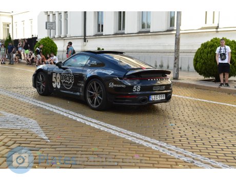 LIC 999, Porsche 911