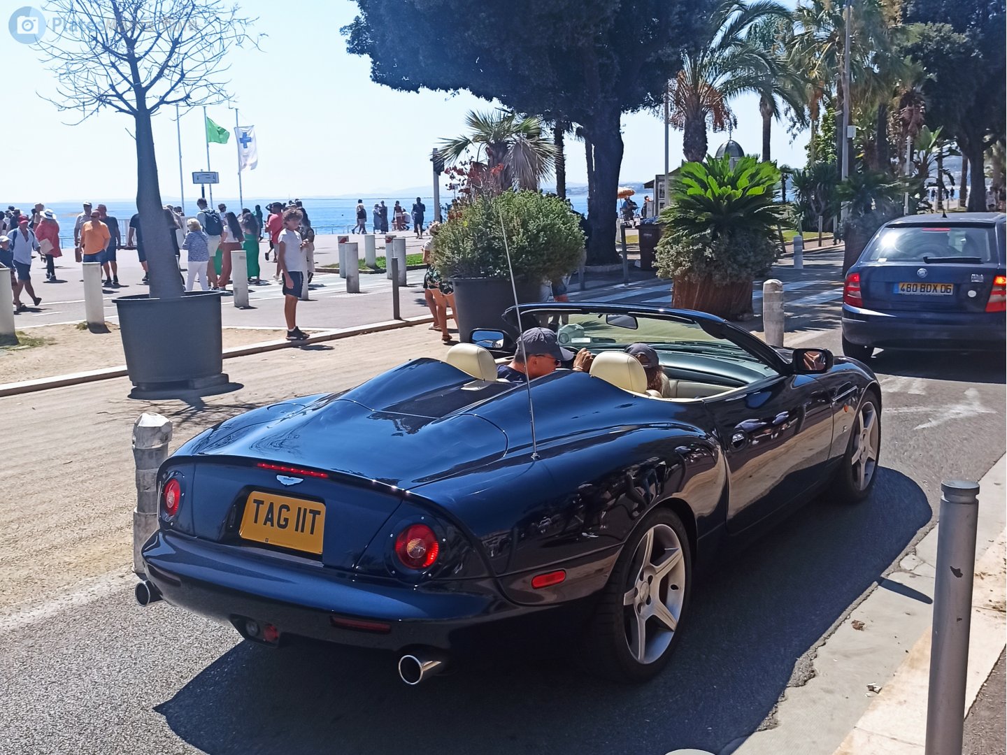 TAG11T, Aston Martin DB AR1 