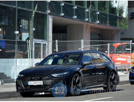 KX 0001 HA, Audi RS6