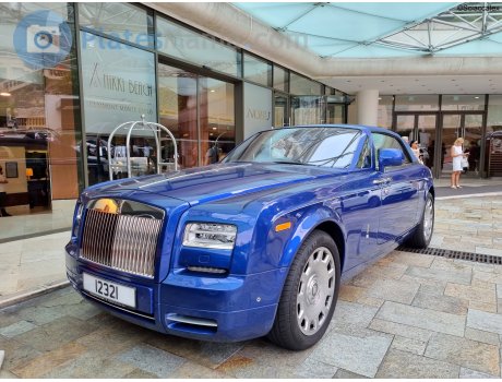 12321, Rolls-Royce Phantom Drophead Coupé