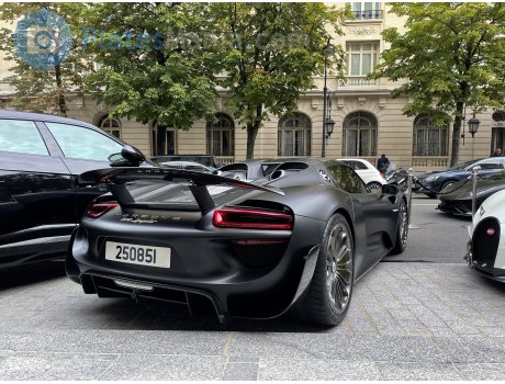 250851, Porsche 918