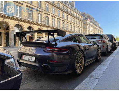 223, Porsche 911