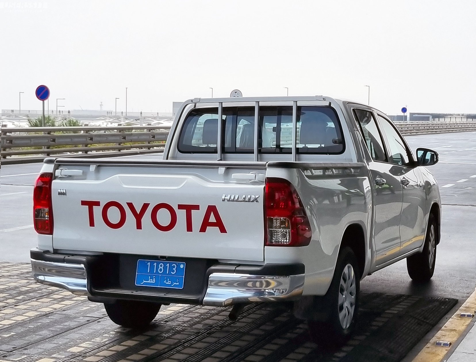 11813, Toyota Hilux 8th gen (AN120/AN130), 2015–