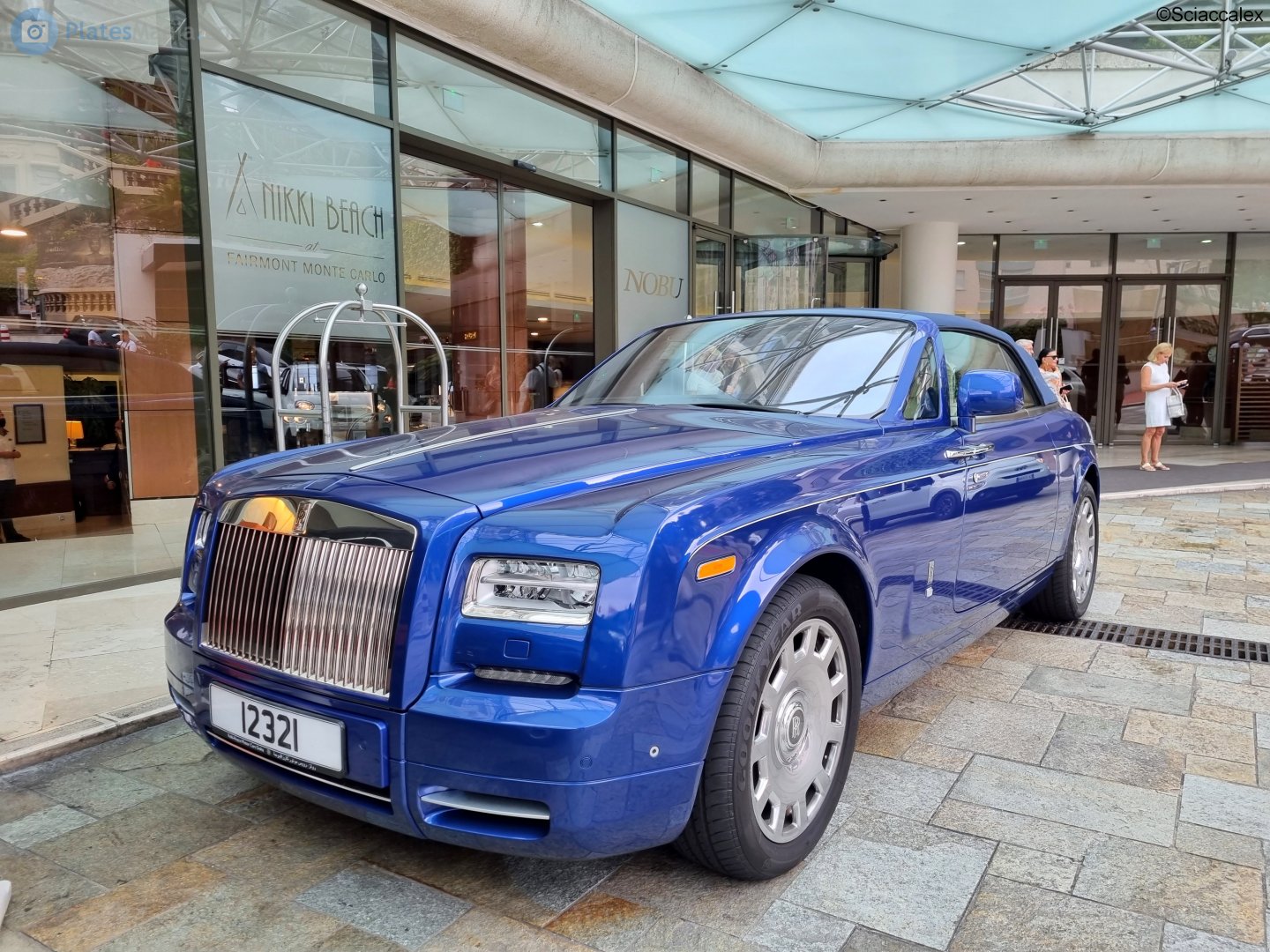12321, Rolls-Royce Phantom Drophead Coupé 