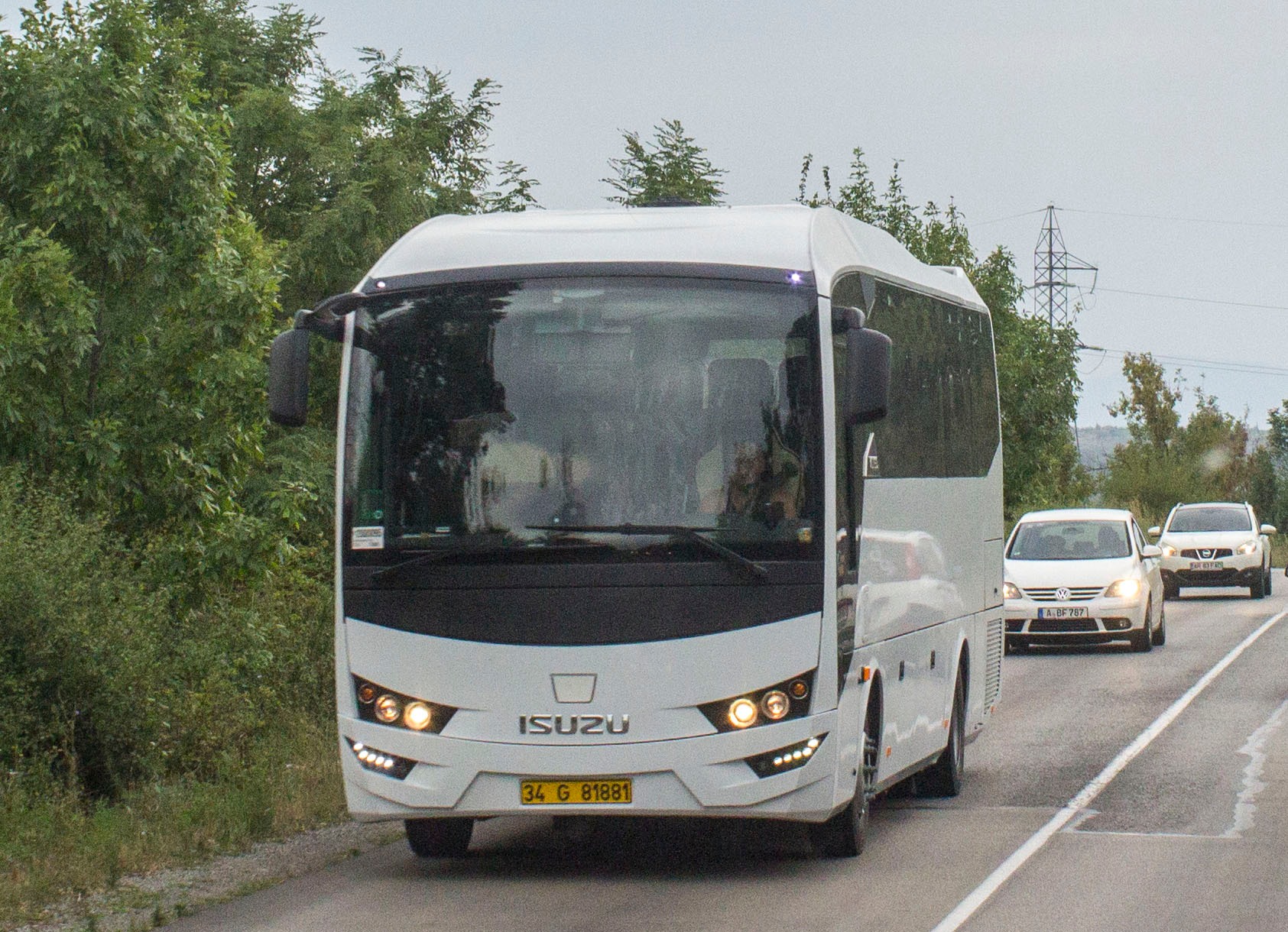 34 G 81881, Isuzu Visigo 