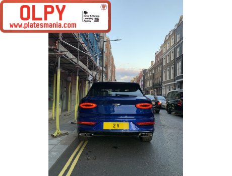 2 V, Bentley Bentayga