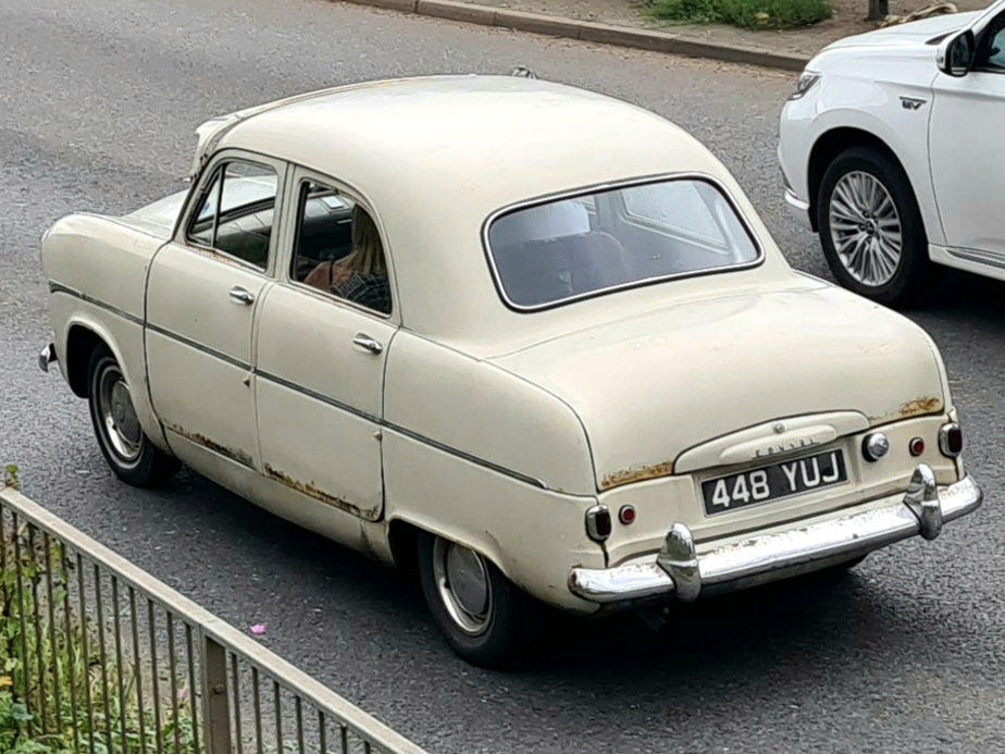 448YUJ, Ford Consul 1st gen Sedan (EOTA), 1951–1956
