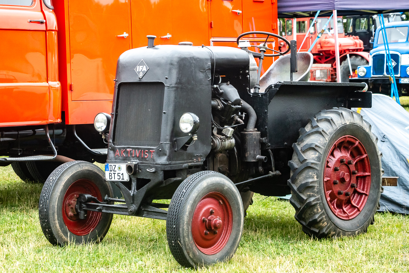 DZ BT 51, IFA RS03 RS03/30 Aktivist, 1949–1952