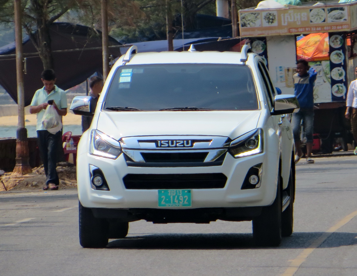 2-1492, Isuzu MU-X 1st gen (RF), 2013–2021