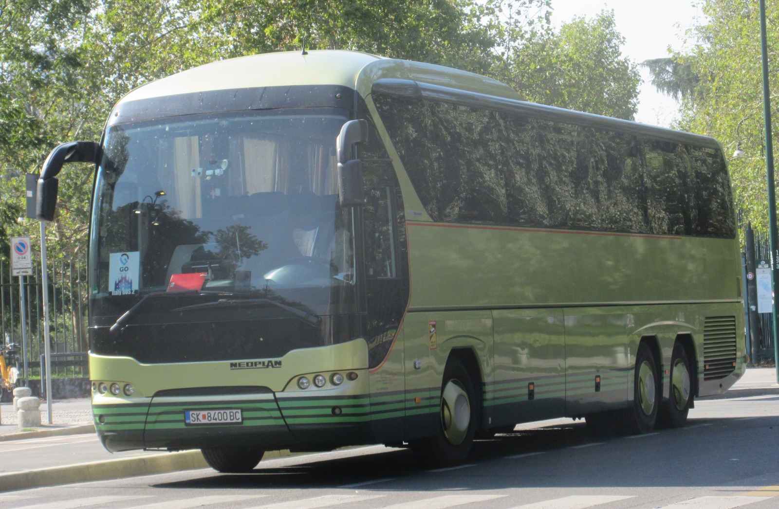 SK 8400 BC, Neoplan Tourliner 1st gen, 2003–2016