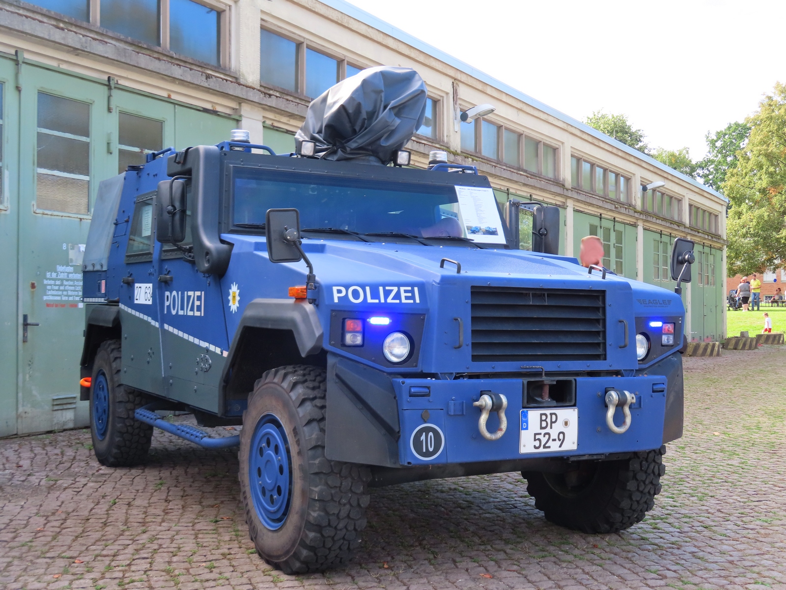 BP 52-9, MOWAG Eagle 