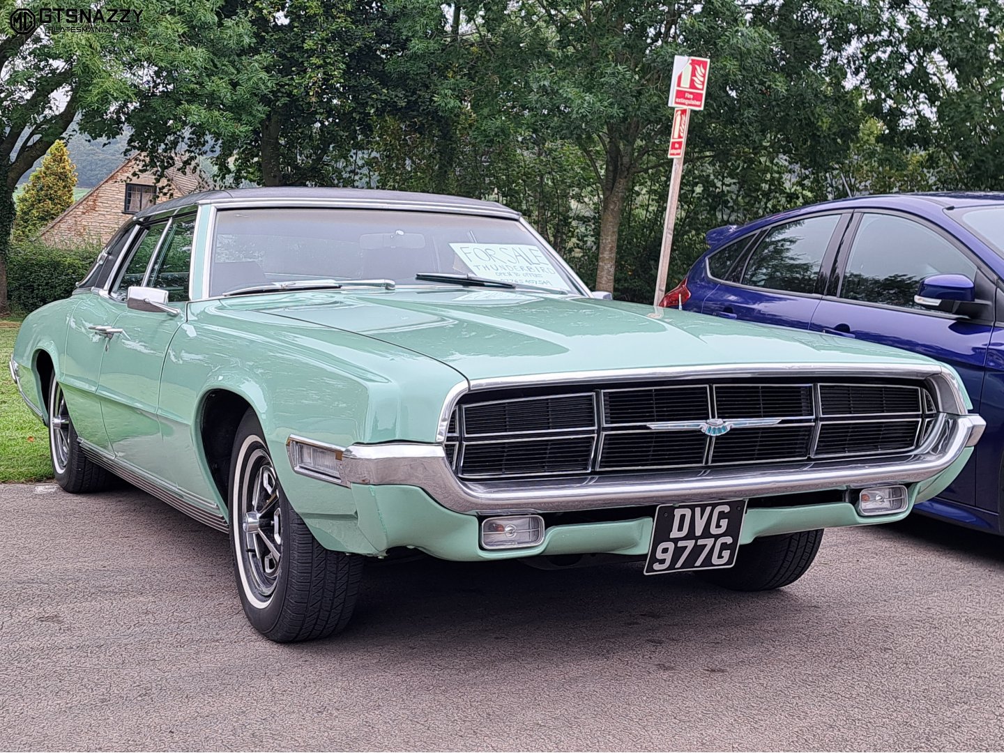 DVG977G, Ford Thunderbird 5th gen 1969 Landau Sedan, 2nd facelift, 1968–1969