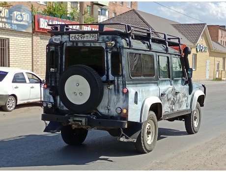 с629рт790, Land Rover Defender