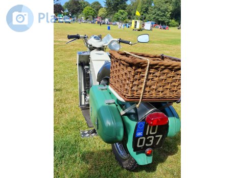 10037, Velocette LE