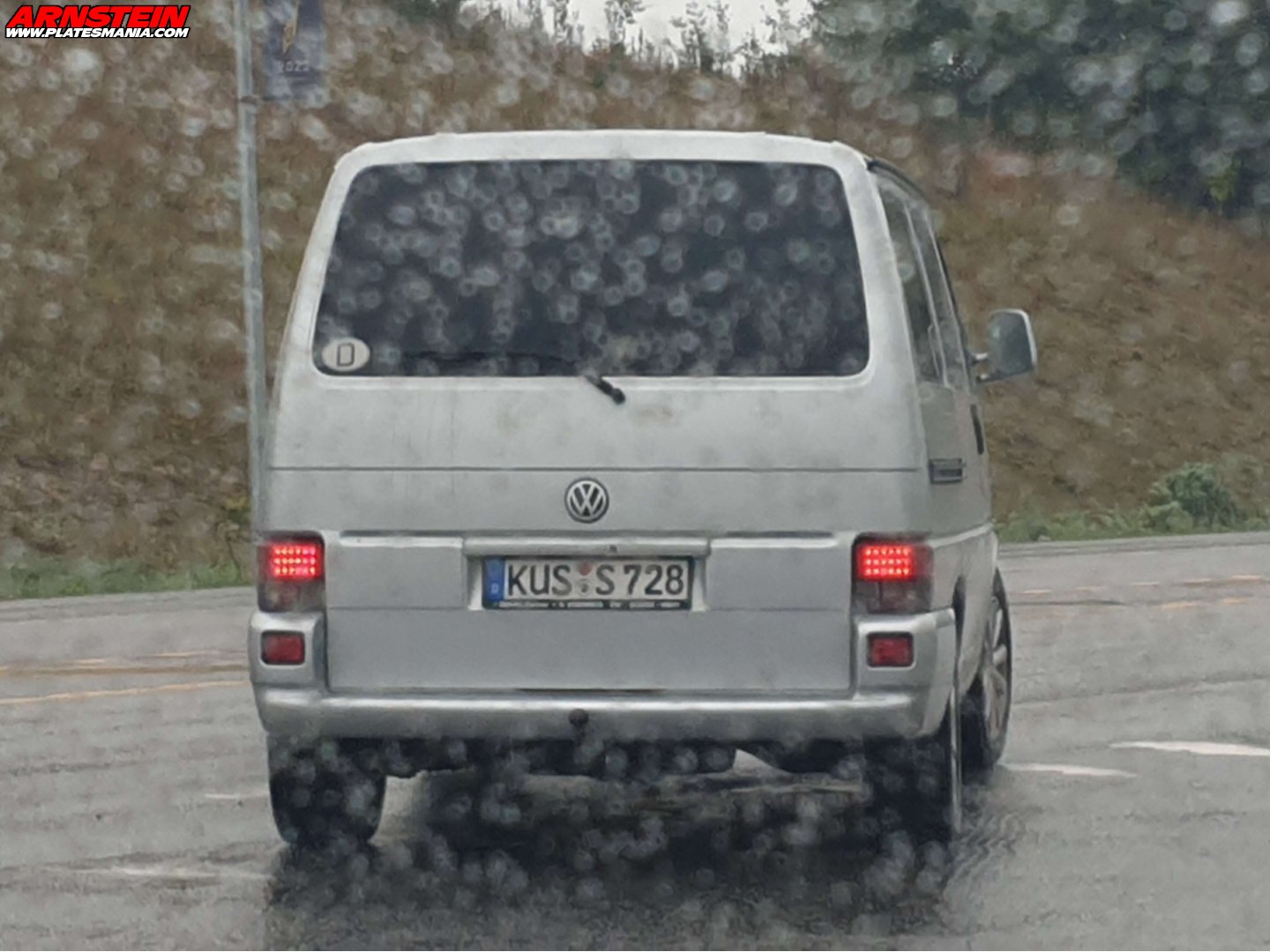 KUS S 728, Volkswagen Caravelle T4, 1996–2003