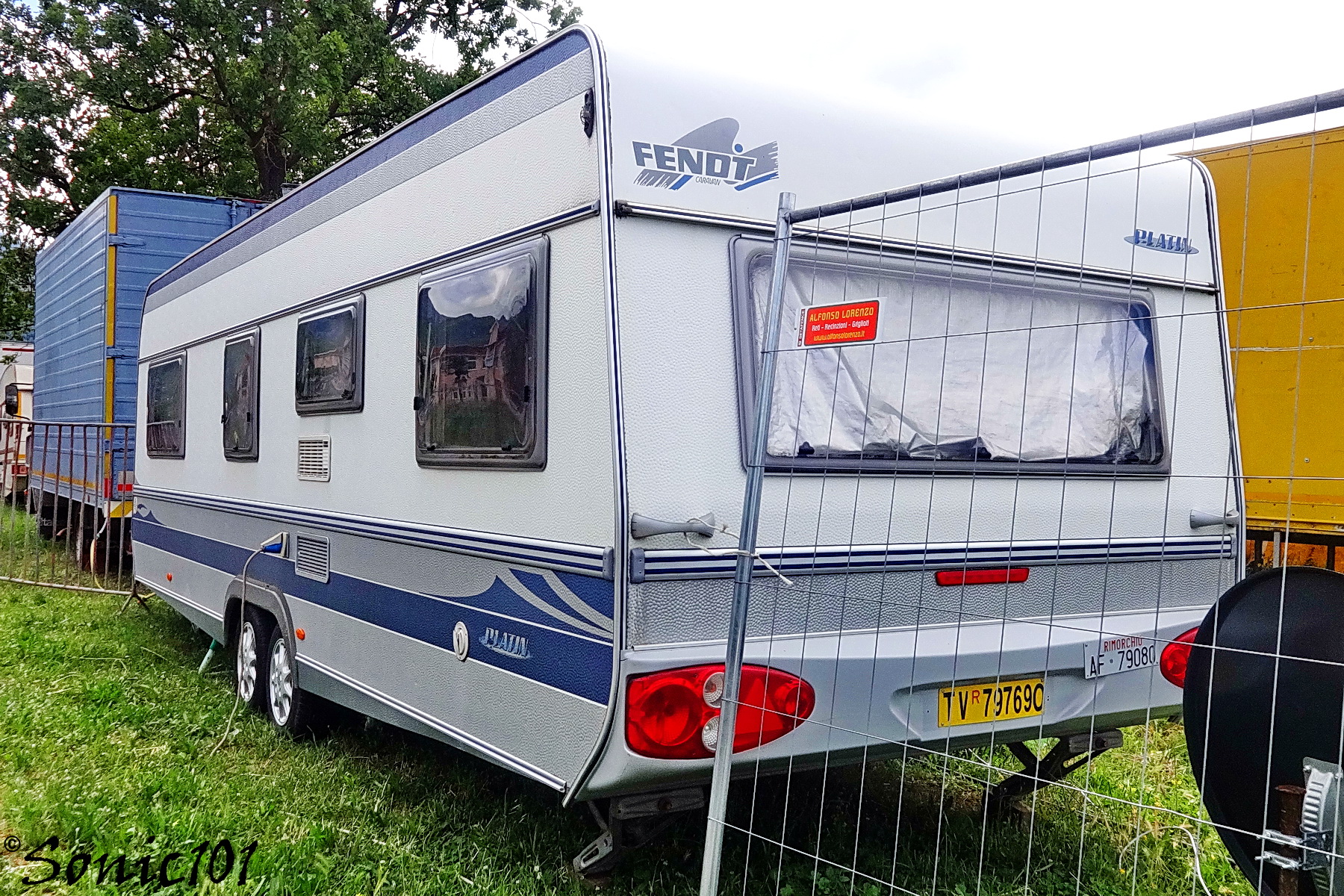 TV 797690, Fendt-Caravan Platin 