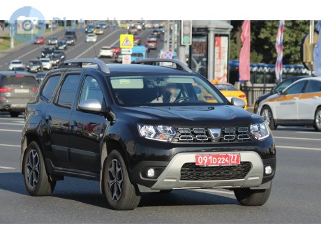 091D 224 77, Dacia Duster