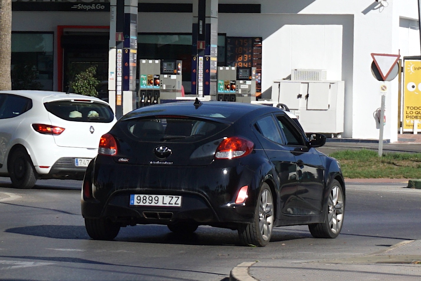 9899 LZZ, Hyundai Veloster 1st gen (FS), 2011­–2018