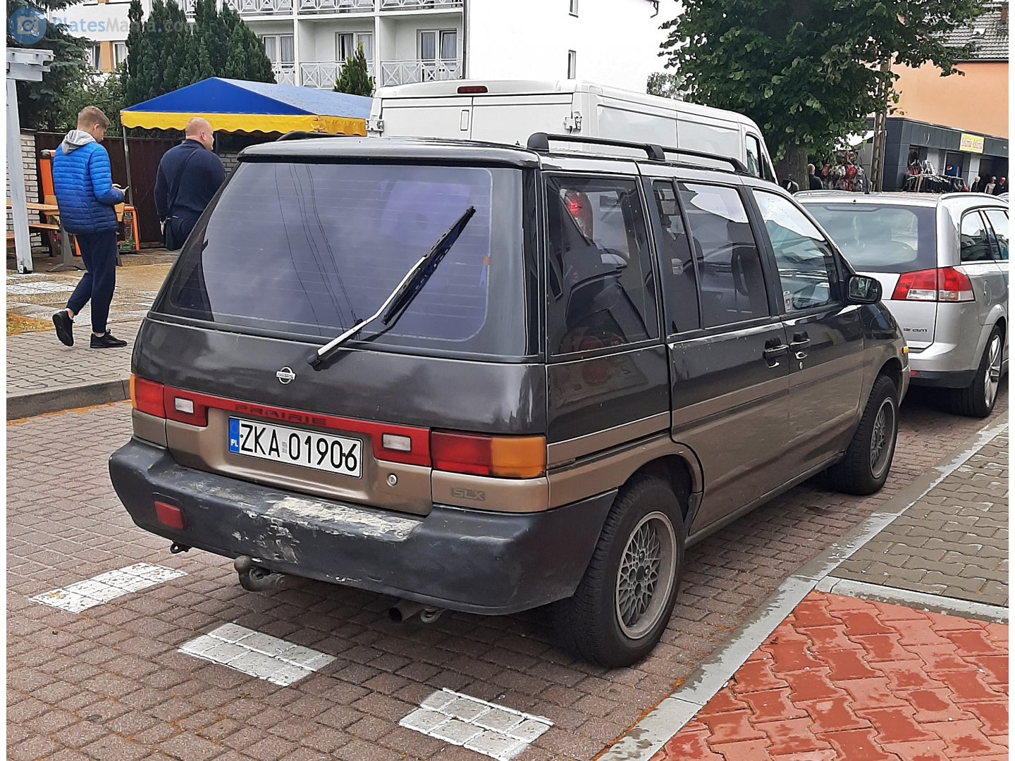 ZKA 01906, Nissan Prairie 2nd gen (M11), 1988–1998