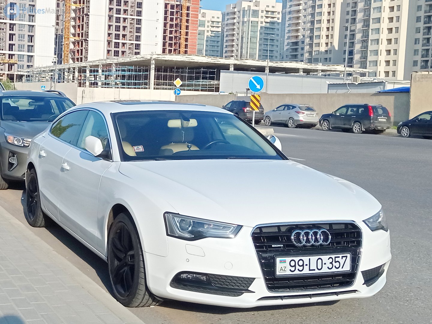 99 LO 357, Audi A5 