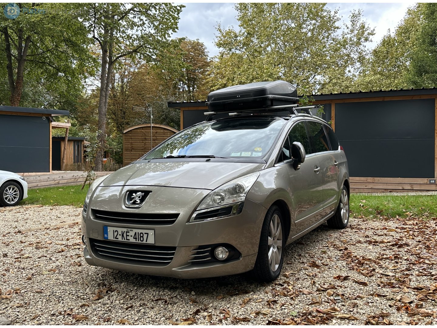 12-KE-4187, Peugeot 5008 1st gen MPV (T87), 2009–2013