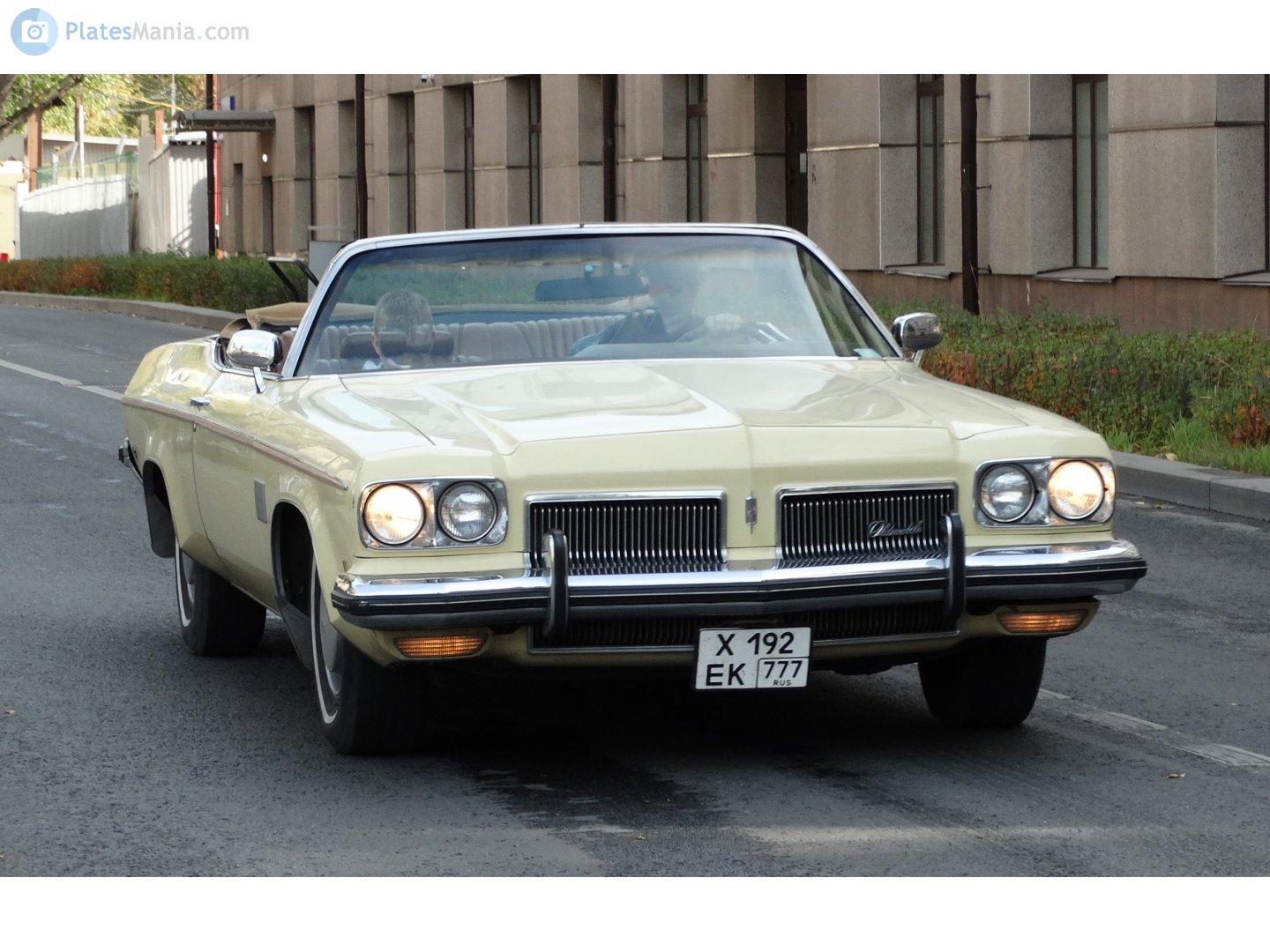 х 192 ек 777, Oldsmobile 88 7th gen 1971 2-door Hardtop (6647; B-body), 1970–1971
