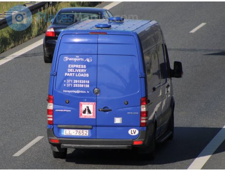 LL-7652, Mercedes-Benz Sprinter