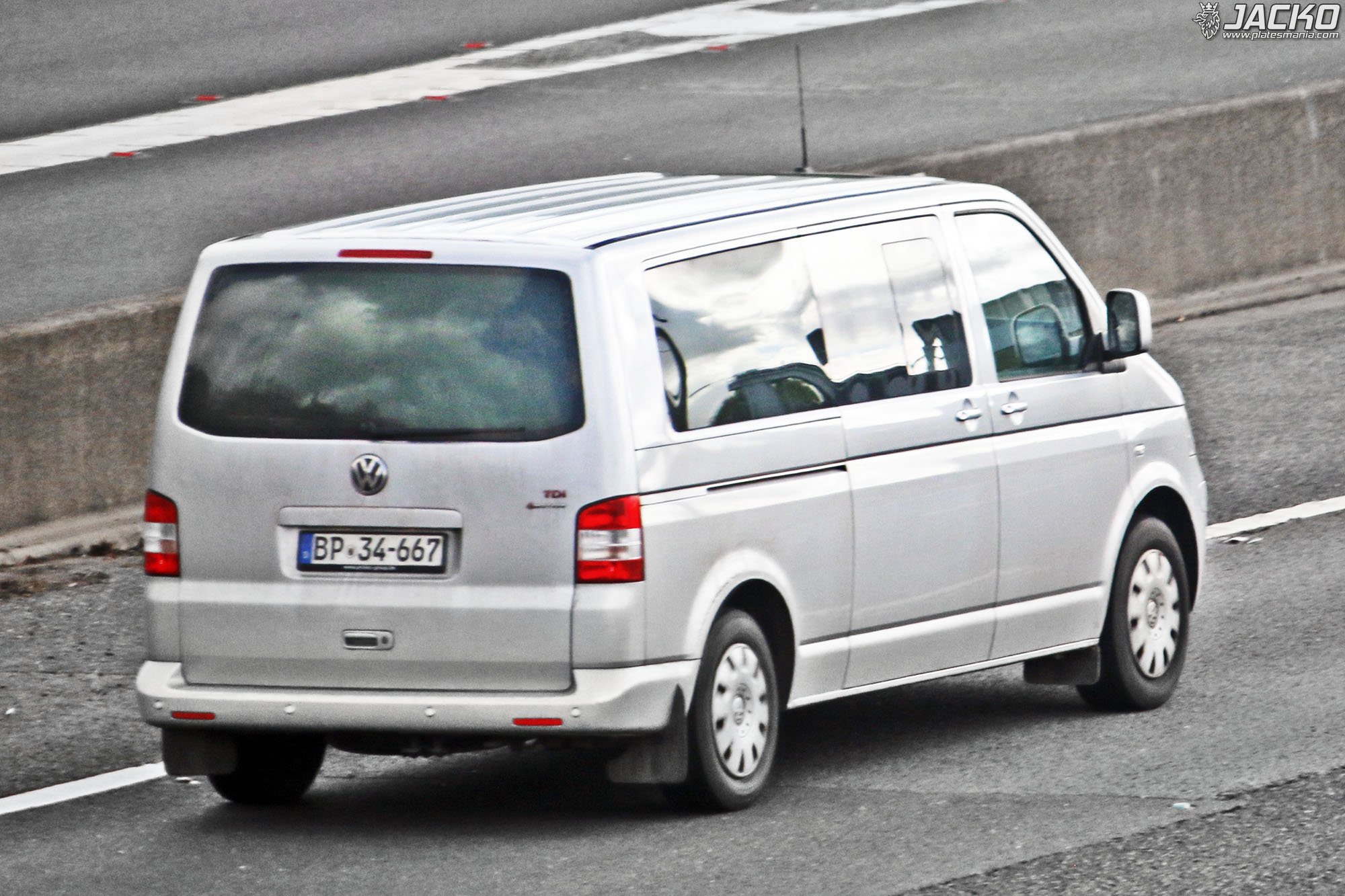 BP 34-667, Volkswagen Caravelle 