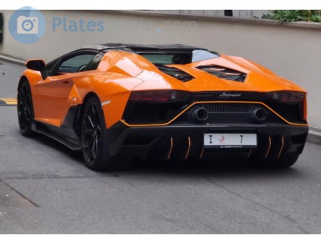 I 7, Lamborghini Aventador