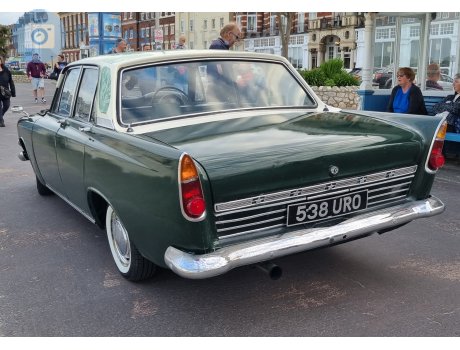 538 URO, Ford Zephyr