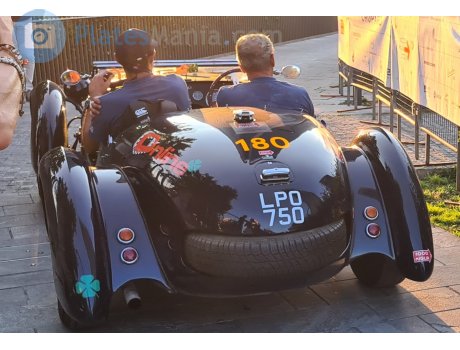 LPO 750, Healey Silverstone