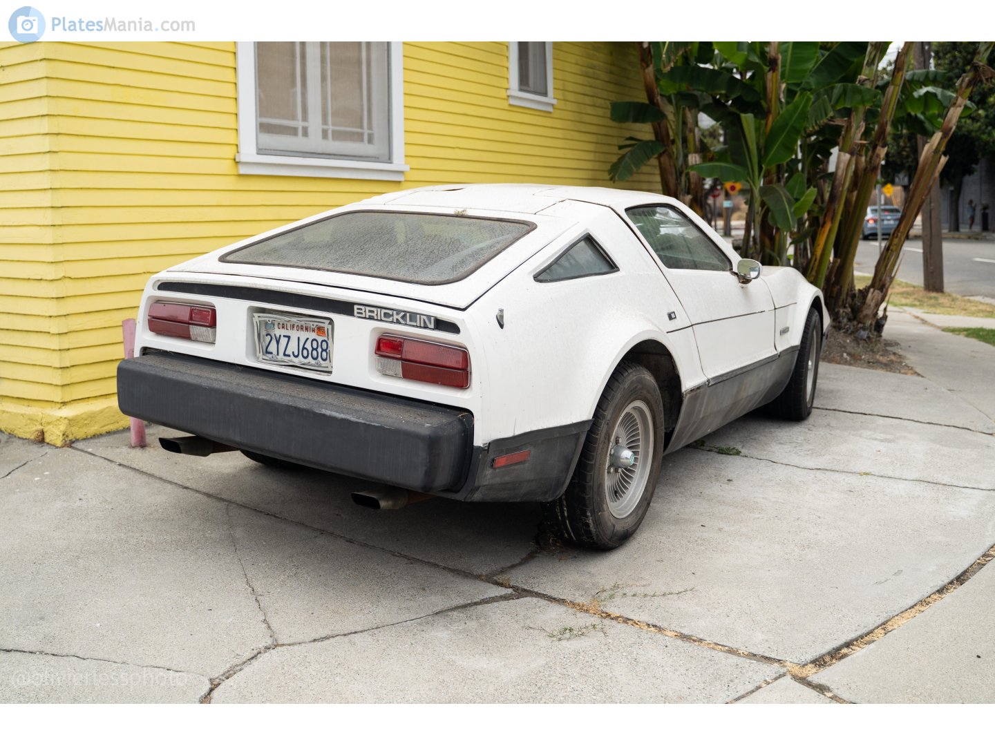 2YZJ688, Bricklin SV-1 