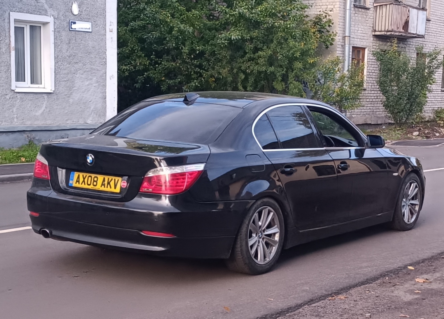 AX08AKV, BMW 5 Series 5th gen Sedan (E60), 2003–2010