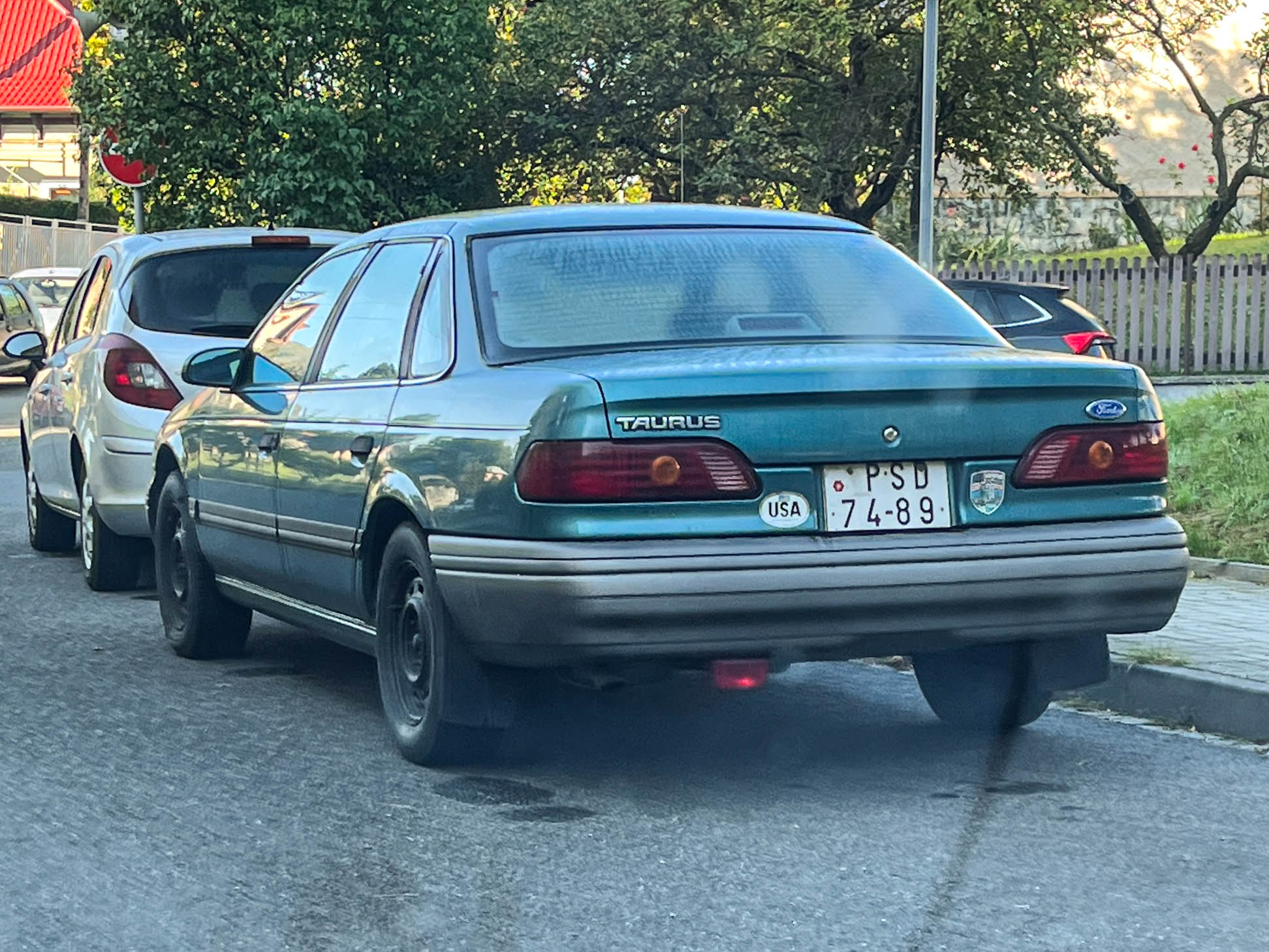 PSD 74-89, Ford Taurus 2nd gen Sedan (DN5), 1991–1995