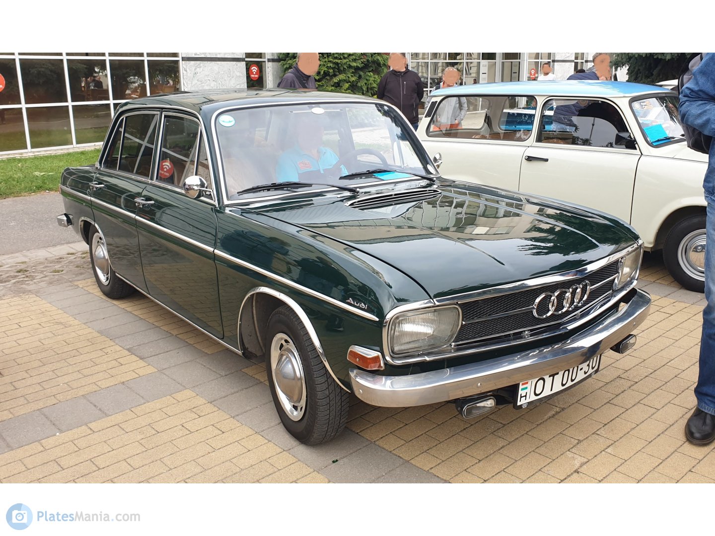 OT 00-30, Audi 60 1st gen 4-door Sedan (F103), 1968–1973