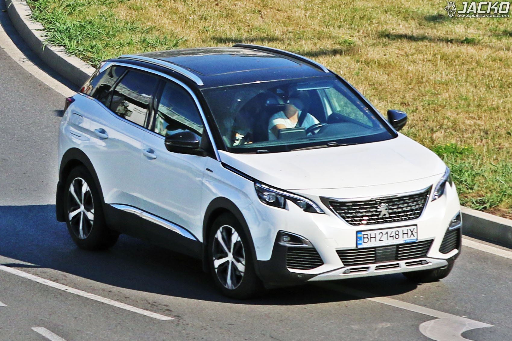 BH 2148 HX, Peugeot 3008 2nd gen (P84), 2016–2020