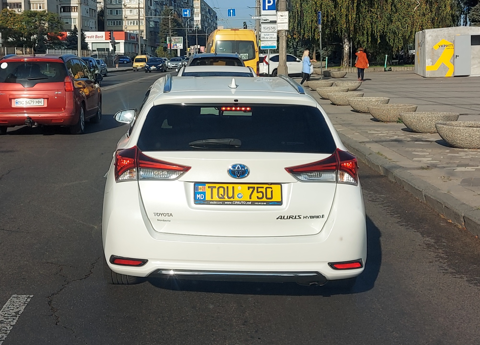 TQU 750, Toyota Auris 2nd gen Touring Sports (E180), facelift, 2015–2019