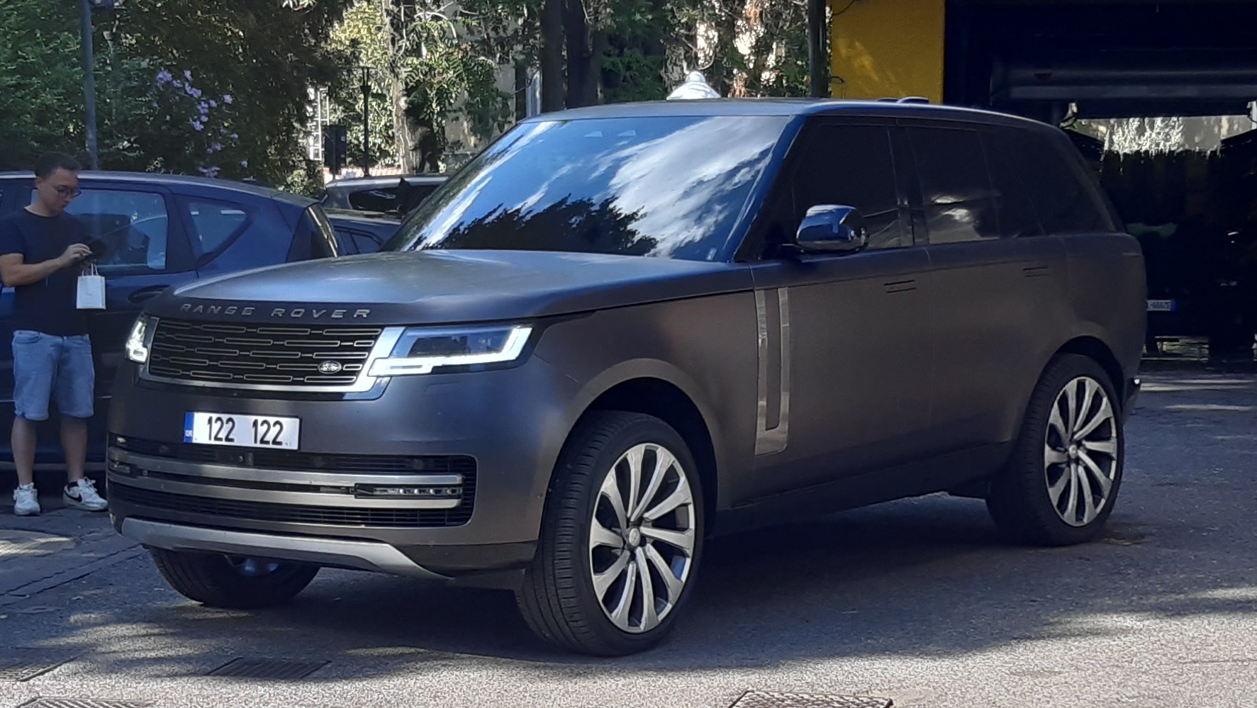 122122, Land Rover Range Rover 5th gen (L460), 2022–