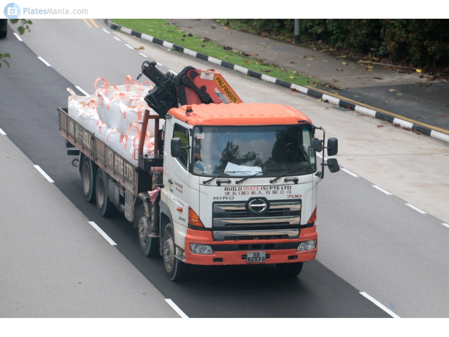 XD 9293 G, Hino 700 Series 