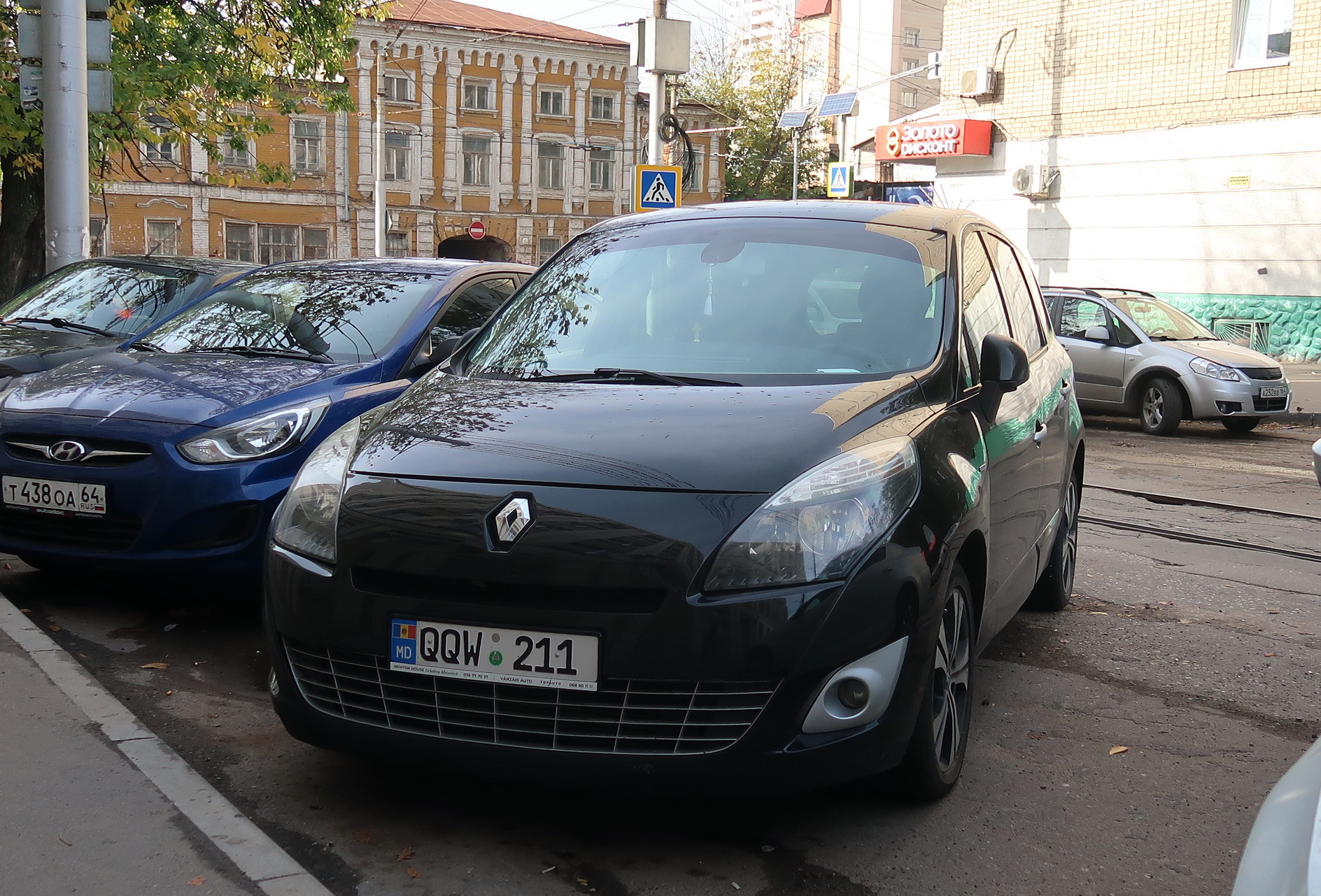 QQW 211, Renault Scénic 3rd gen Grand (R95), 2009–2016