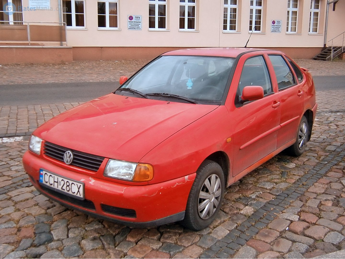 CCH 28CX, Volkswagen Polo 3rd gen Classic Sedan (6N), 1995–2001 (­–2005 for LATAM-market)