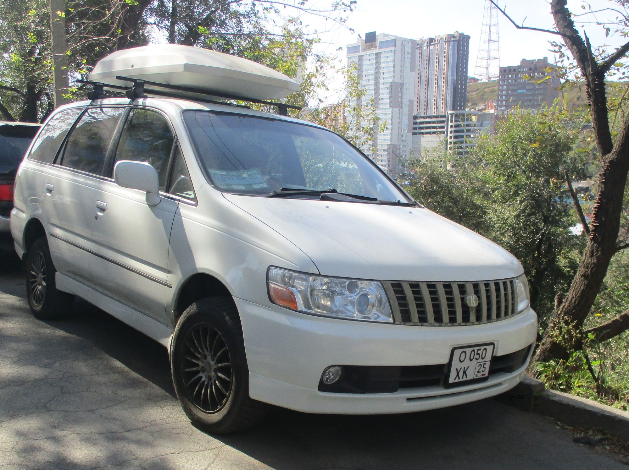 о 050 хк 25, Nissan Bassara 1st gen (JU30; JP-market), 1999–2003