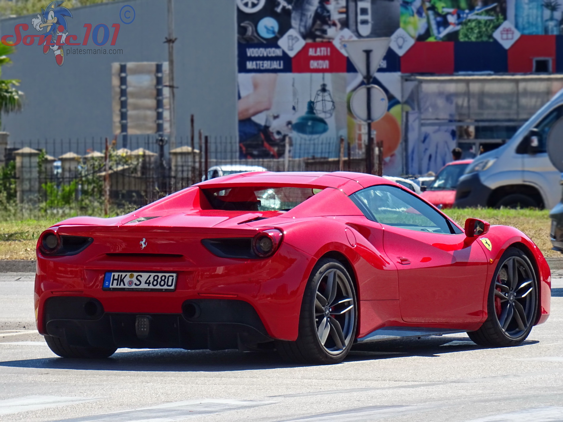 HK S 4880, Ferrari 488 1st gen (GTB) Berlinetta (F142M), 2015–2019