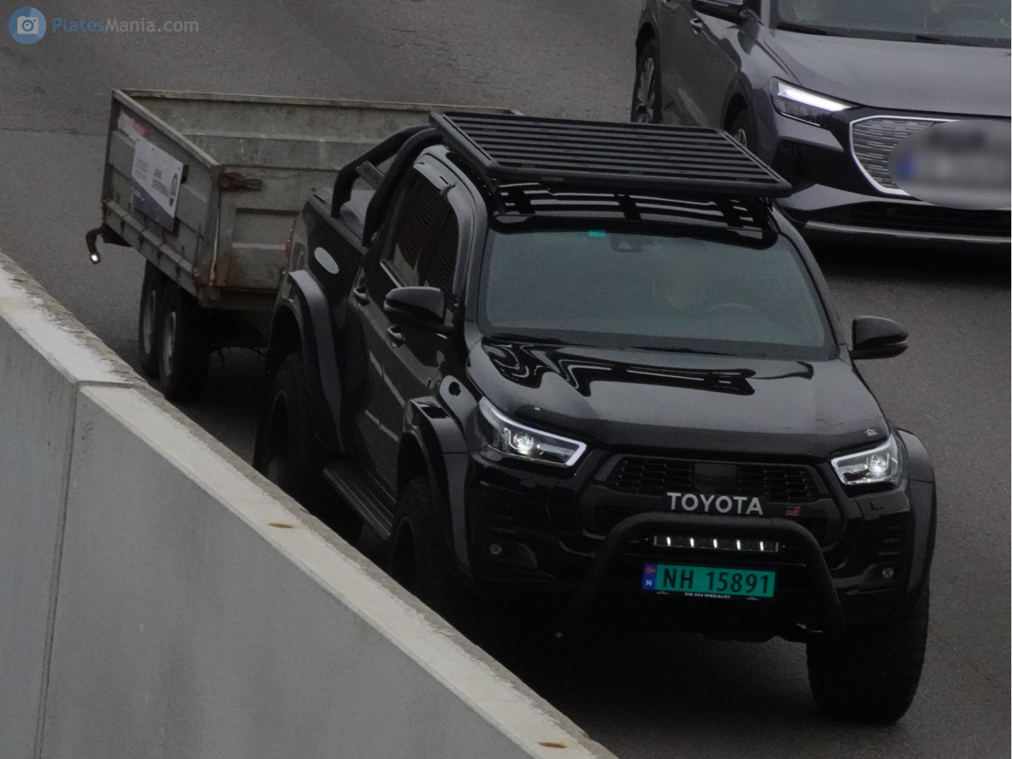 NH 15891, Toyota Hilux 8th gen (AN120/AN130), 2015–