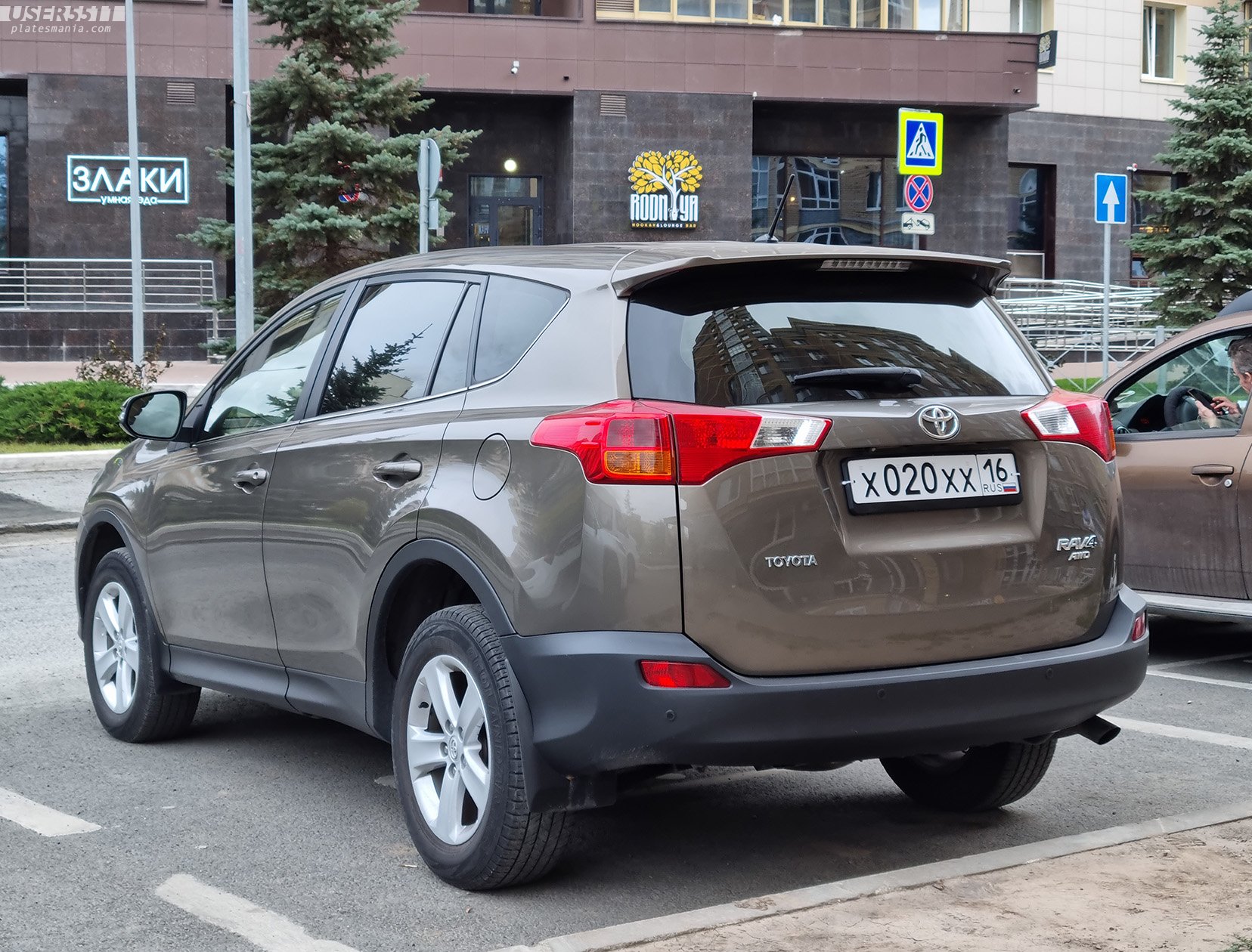 х 020 хх 16, Toyota RAV4 4th gen (XA40), 2012–2015