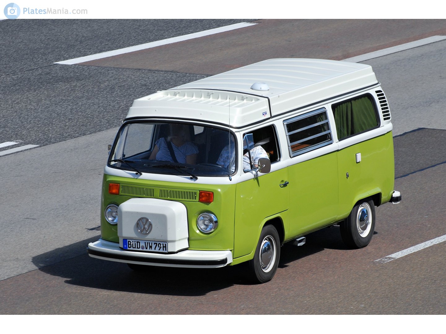 BÜD VW 79 H, Volkswagen Kombi 2nd gen Bus/Kombi Van (T2b), 1st facelift, 1967–1979 (–1982 for BR- and MX-market)