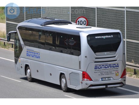 KHM 887, Neoplan Tourliner