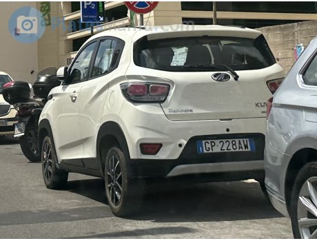 GP 228 AW, Mahindra KUV100