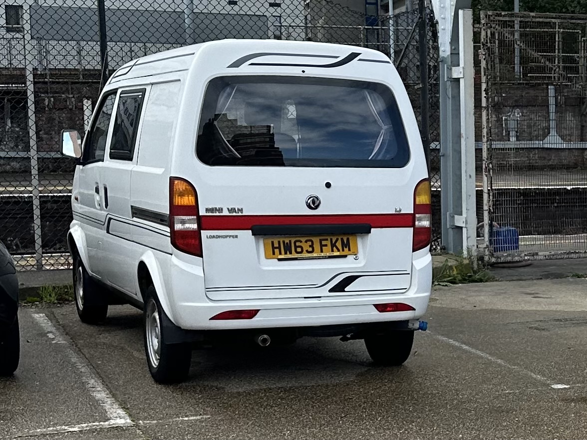 HW63FKM, DFSK Loadhopper 