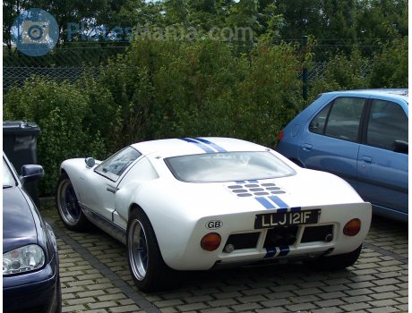 LLJ 121F, GTD Supercars 40